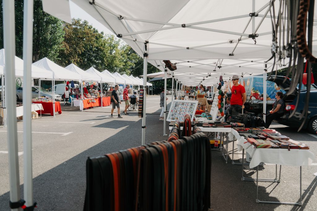 Piața Produselor Metropolitane, Metropolisz Termékek Piaca